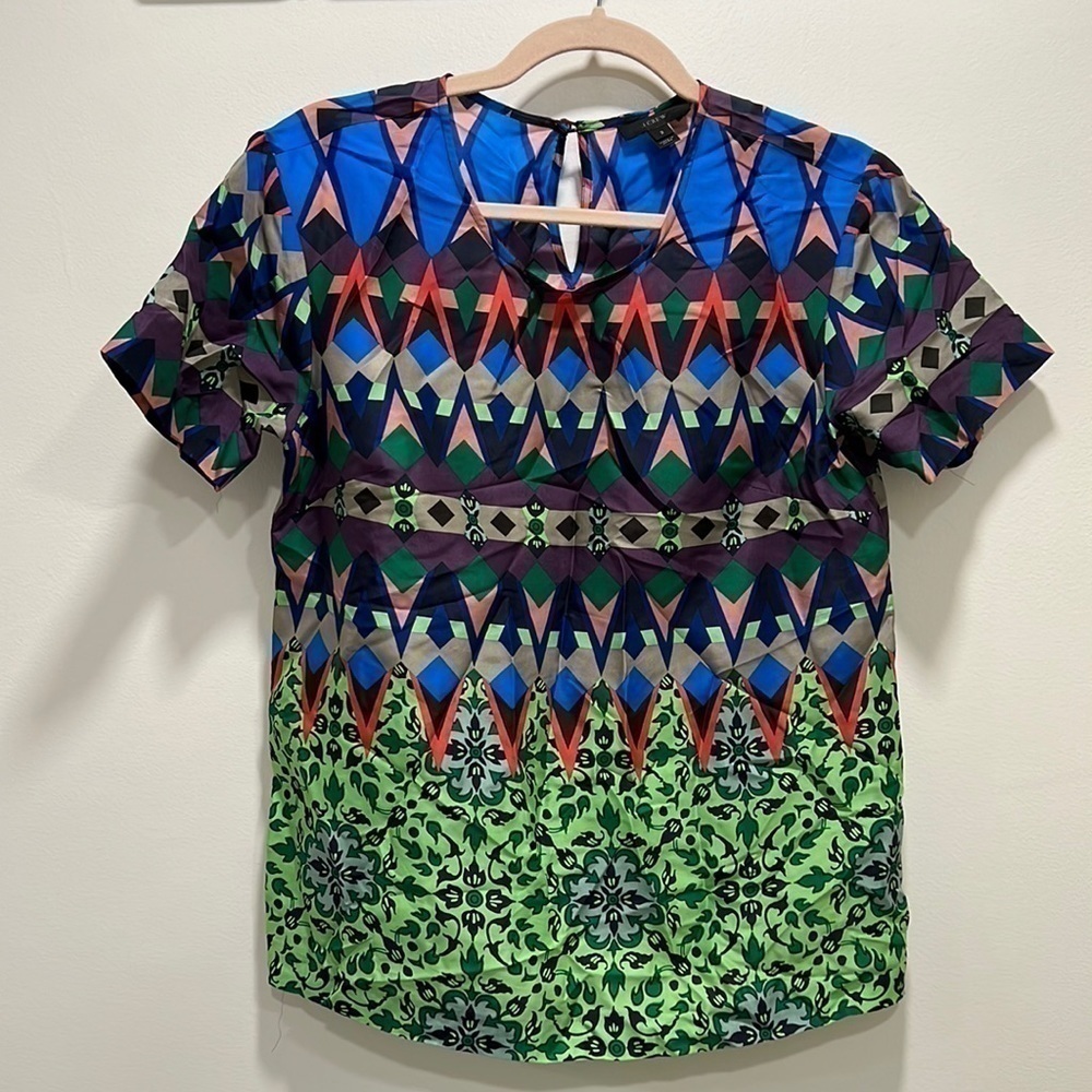𝅺J.CREW Multicolor Geometric Short Sleeve Blouse Business Casual Size 2